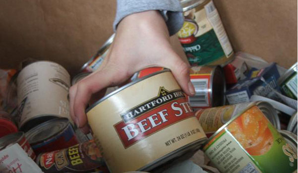 Students+Asked+to+Contribute+to+Food+Drive