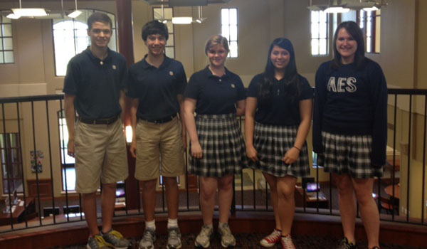 Quiz Bowl Team Shines to Compete at State