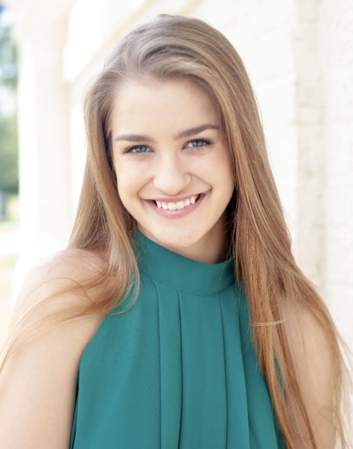 Senior Spotlight: Virginia Foshee