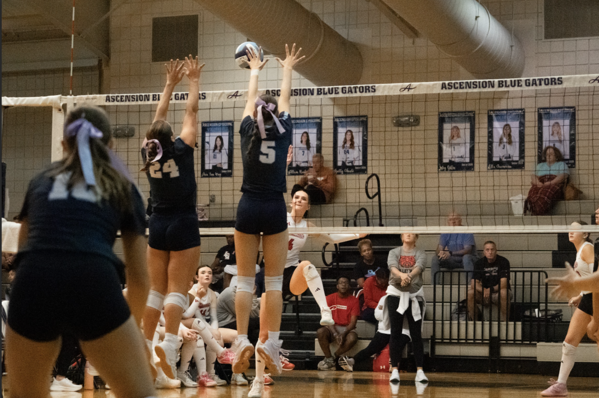 Camryn Landry #5, Gabby Ahrabi #24, and Brooklyn Poirier #10.