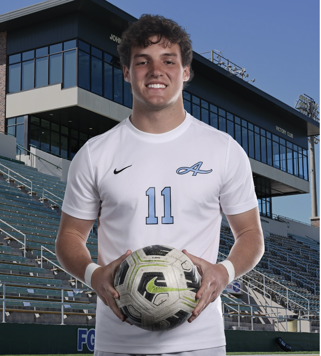 Senior Spotlight: Jo Falgout